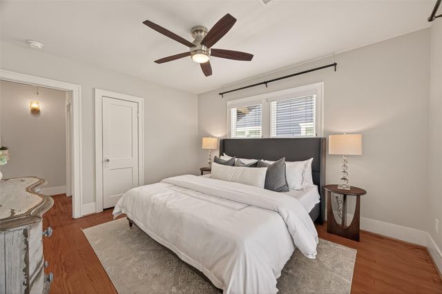 645 E 14th Street, Houston, TX 77008