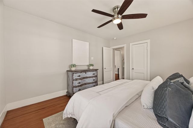 645 E 14th Street, Houston, TX 77008