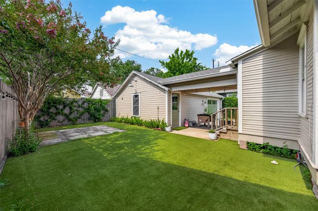 645 E 14th Street, Houston, TX 77008