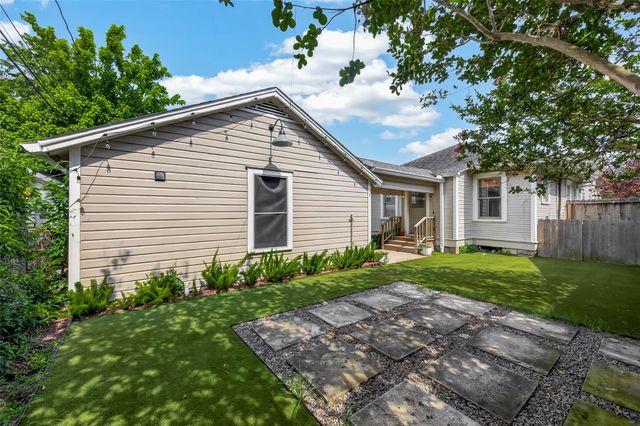 645 E 14th Street, Houston, TX 77008