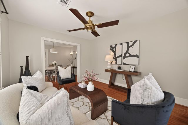 645 E 14th Street, Houston, TX 77008