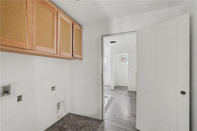 7805 Rosewood Drive, Prairie Village, KS 66208