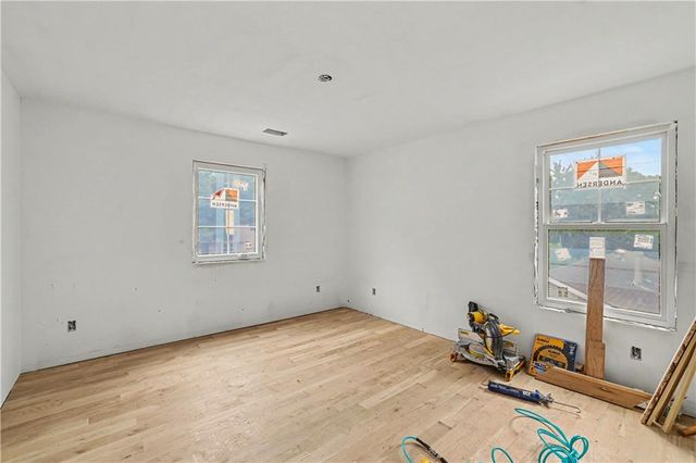 7805 Rosewood Drive, Prairie Village, KS 66208
