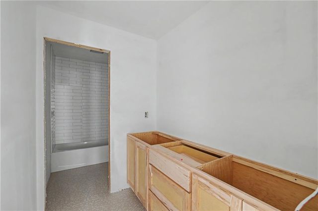7805 Rosewood Drive, Prairie Village, KS 66208