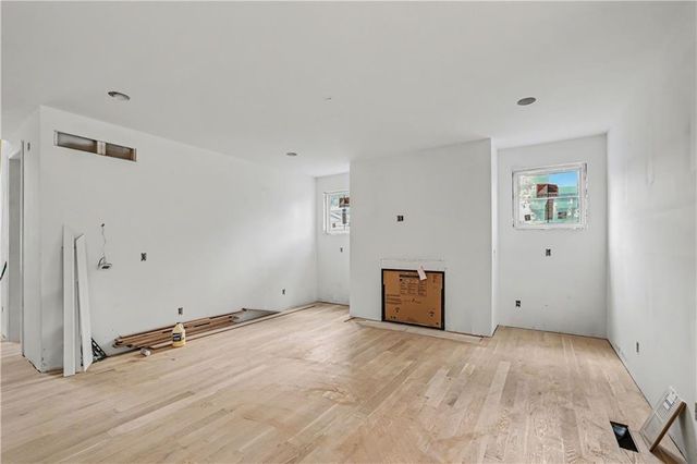 7805 Rosewood Drive, Prairie Village, KS 66208