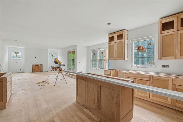 7805 Rosewood Drive, Prairie Village, KS 66208