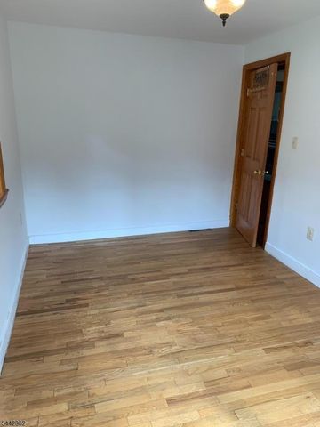 17 Dogwood Ter, Livingston Twp., NJ 07039