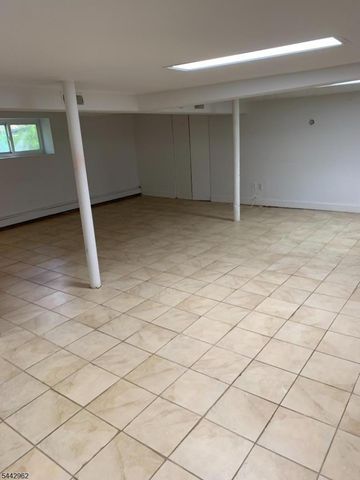 17 Dogwood Ter, Livingston Twp., NJ 07039