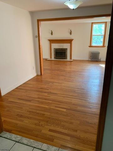 17 Dogwood Ter, Livingston Twp., NJ 07039