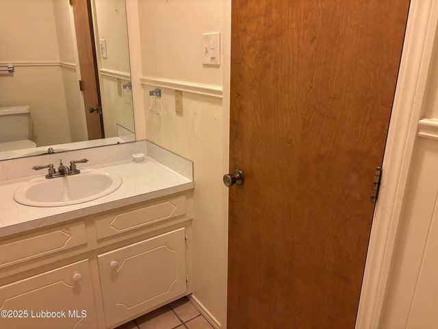 53 E Lakeshore Drive, Ransom Canyon, TX 79366