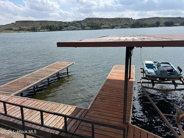 53 E Lakeshore Drive, Ransom Canyon, TX 79366