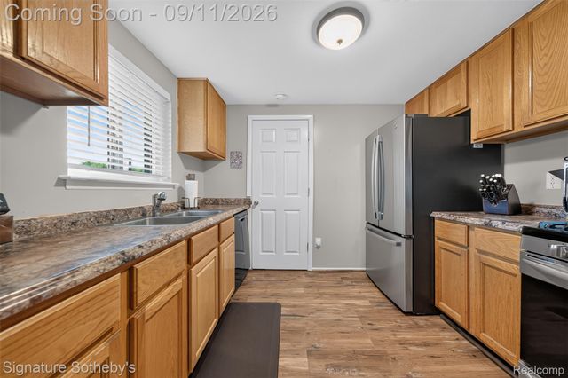1505 Wilmot Street, West Bloomfield Charter Township, MI 48324