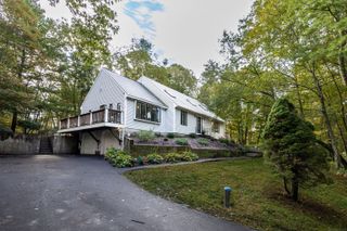 54 Lakeview Terrace, Westbrook, CT 06498
