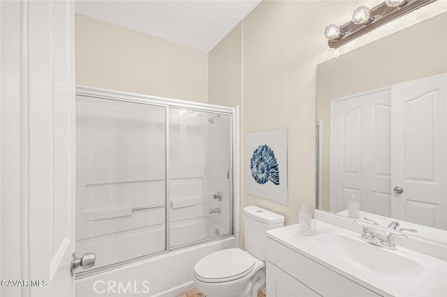 2805 W Avenue K12 Apt#143, Lancaster, CA 93536