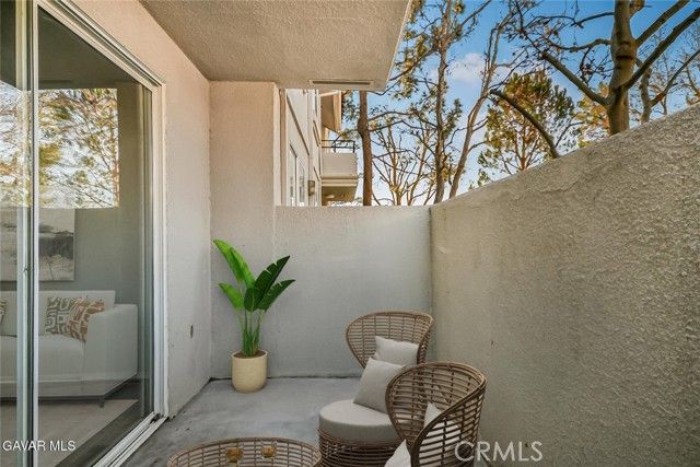 2805 W Avenue K12 Apt#143, Lancaster, CA 93536