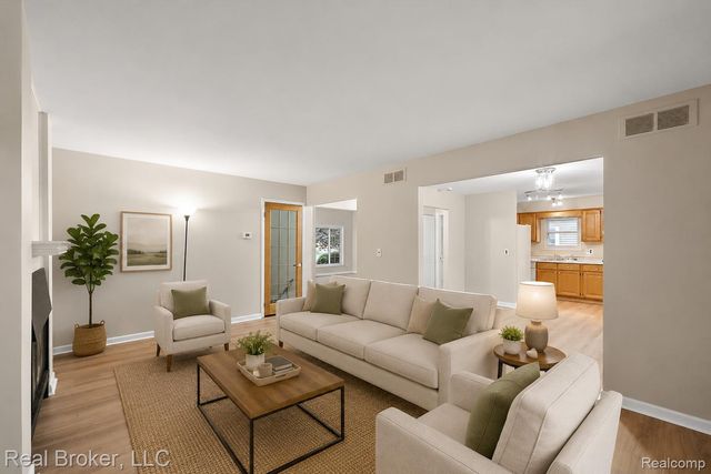 24765 Apple Crest Drive, Novi, MI 48375