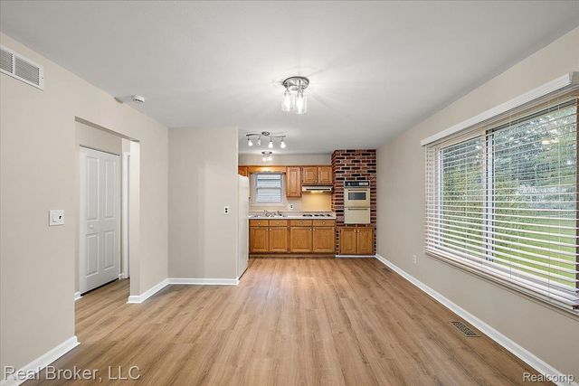 24765 Apple Crest Drive, Novi, MI 48375