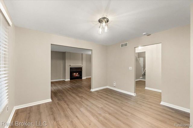 24765 Apple Crest Drive, Novi, MI 48375
