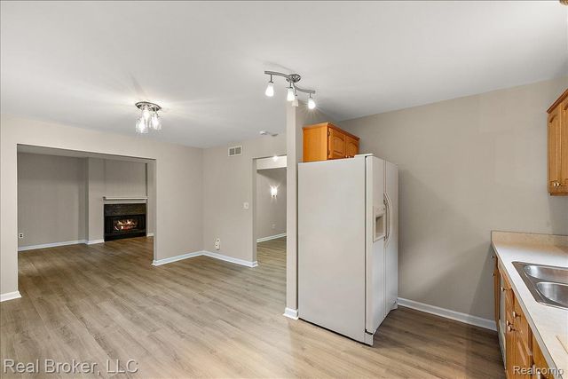 24765 Apple Crest Drive, Novi, MI 48375