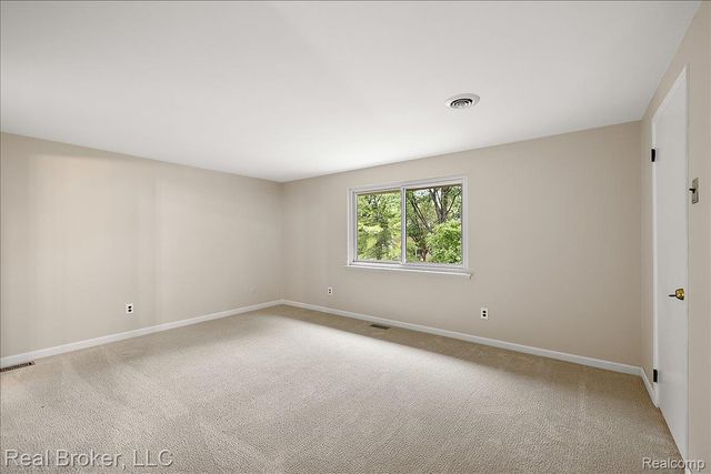 24765 Apple Crest Drive, Novi, MI 48375