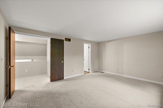 24765 Apple Crest Drive, Novi, MI 48375