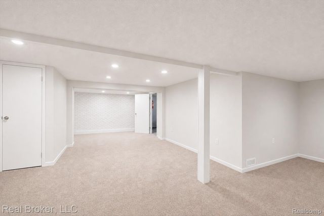 24765 Apple Crest Drive, Novi, MI 48375