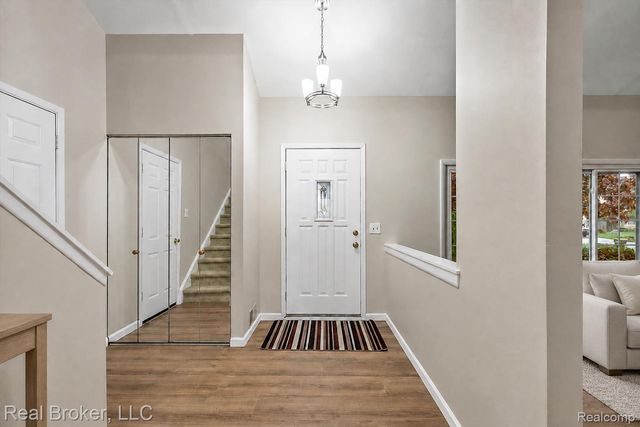 24765 Apple Crest Drive, Novi, MI 48375