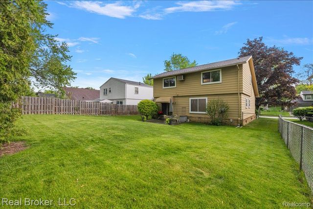 24765 Apple Crest Drive, Novi, MI 48375