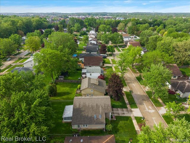 24765 Apple Crest Drive, Novi, MI 48375