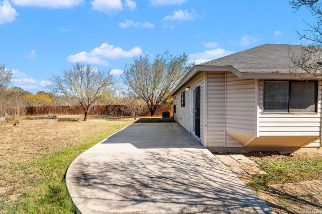 5015 Shara Mist, San Antonio, TX 78251