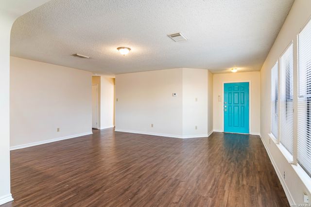 5015 Shara Mist, San Antonio, TX 78251