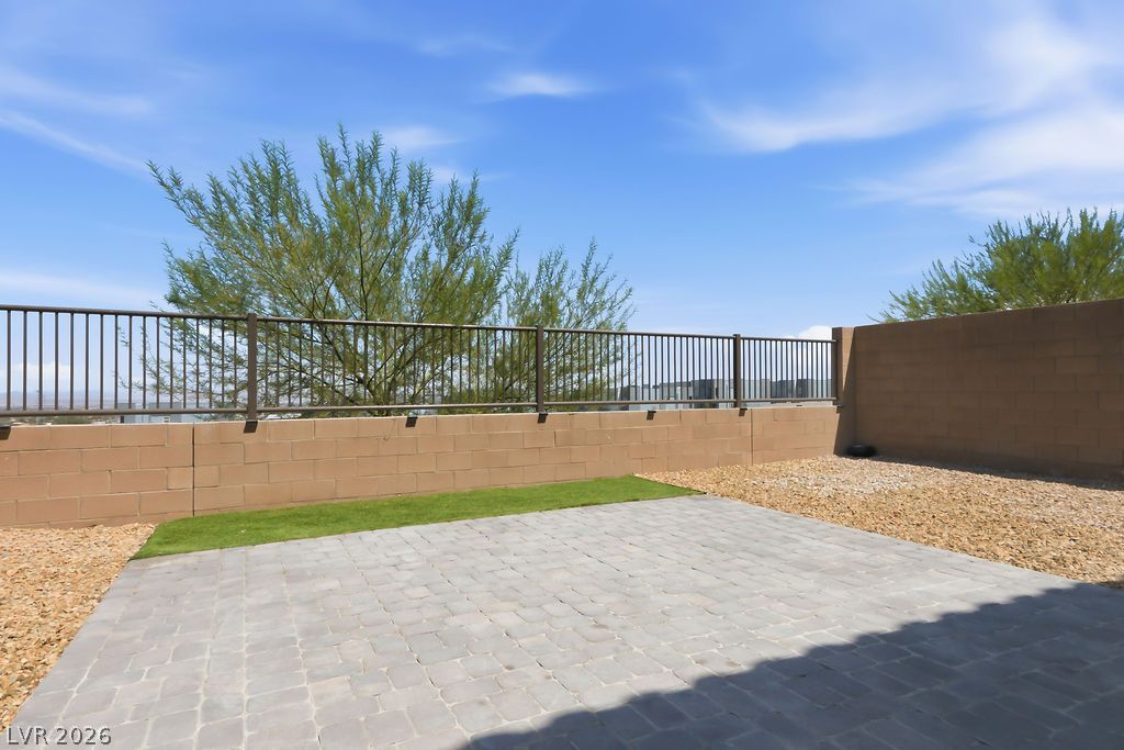 5422 Pico Viejo Street, Las Vegas, NV 89166 — photo 5