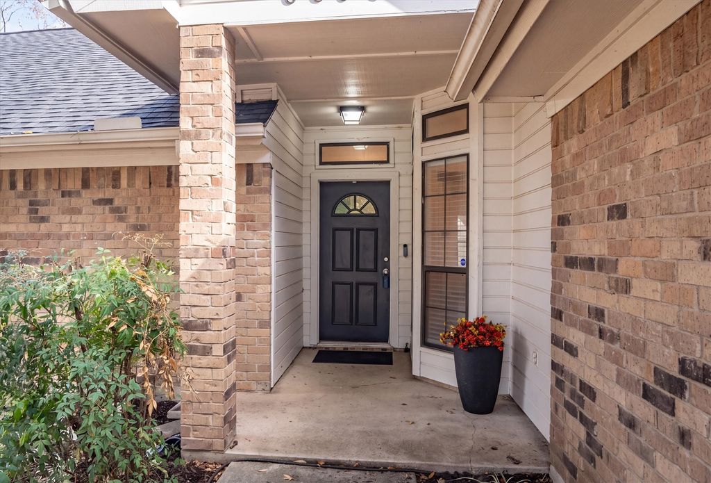 6836 Megan Lane, North Richland Hills, TX 76182 — photo 3