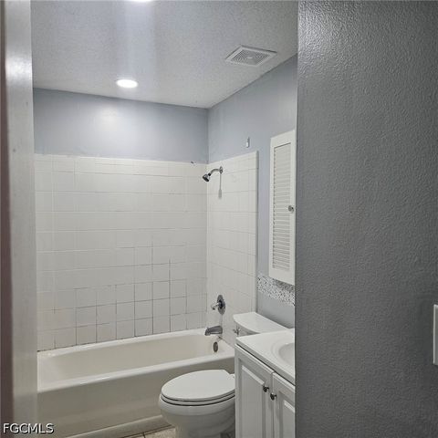2175 Twin Brooks RD, North Fort Myers, FL 33917