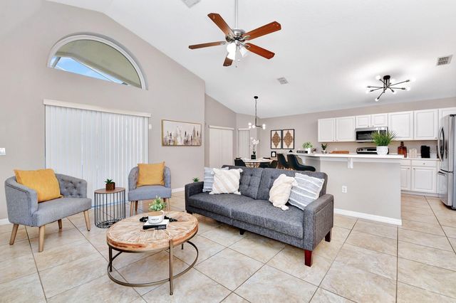 4661 CUMBRIAN LAKES DRIVE, Kissimmee, FL 34746