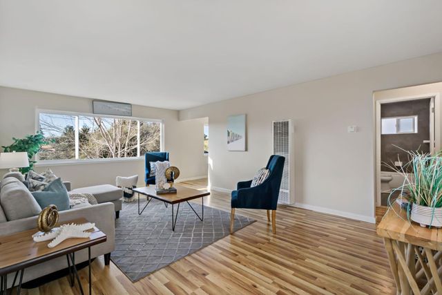 404 Monterey Avenue, Capitola, CA 95010