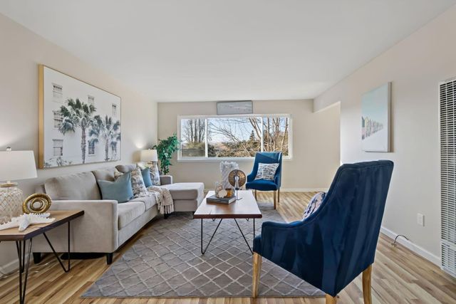 404 Monterey Avenue, Capitola, CA 95010