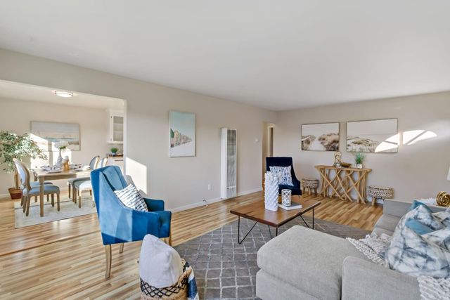 404 Monterey Avenue, Capitola, CA 95010