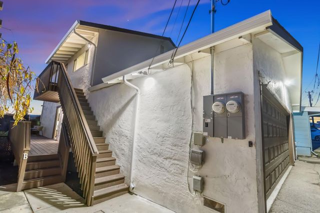 404 Monterey Avenue, Capitola, CA 95010