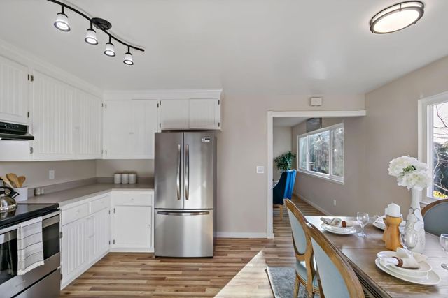 404 Monterey Avenue, Capitola, CA 95010