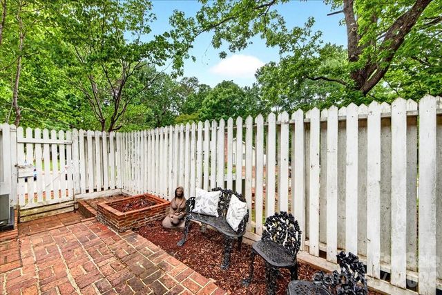 830 Sardis Cove Drive, Charlotte, NC 28270