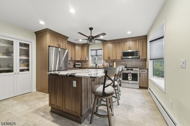 68 Seminole Ave, Rockaway Twp., NJ 07866