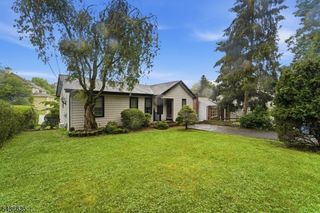 68 Seminole Ave, Rockaway Twp., NJ 07866