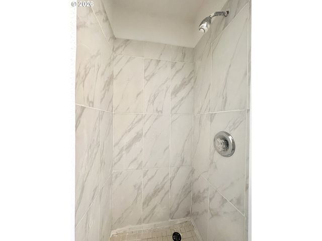 13545 Se DIVISION St, Portland, OR 97236