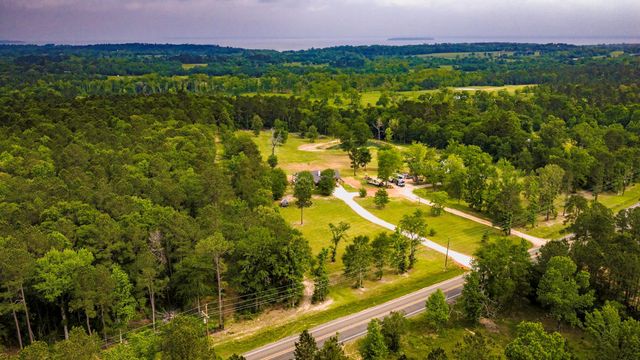 1841 N Fm 222 Loop, Coldspring, TX 77331