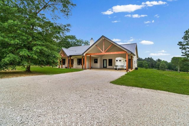 1841 N Fm 222 Loop, Coldspring, TX 77331