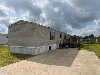 266 Mia Dr, Gray, LA 70359