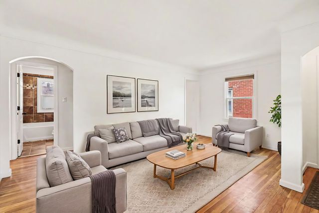 1616 18th Street, Wyandotte, MI 48192