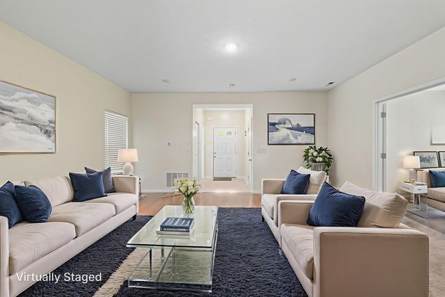 2908 Horsham Drive, Grove City, OH 43123