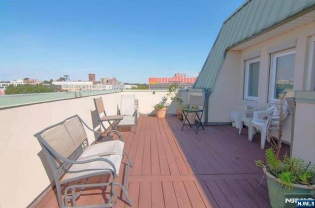 476 Monmouth Street 203, Jersey City, NJ 07302